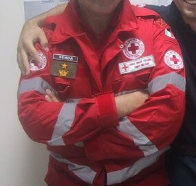 divisa croce rossa usata